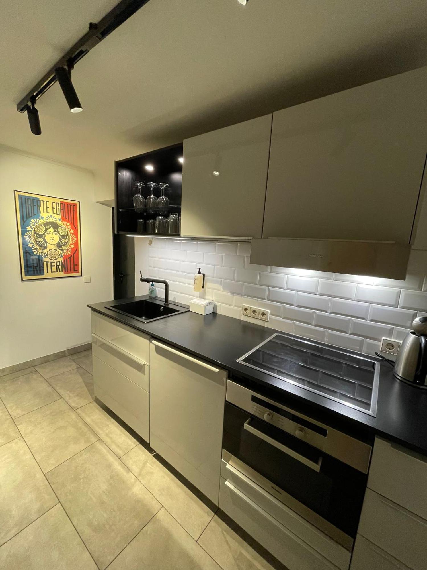 The Suites Alster Waterfront Family Apartments 함브루크 외부 사진